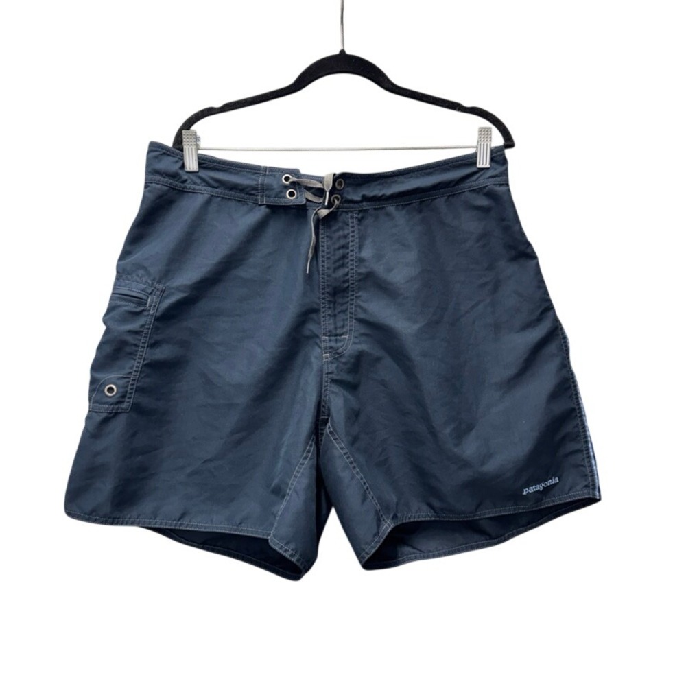 Patagonia Mens Navy Blue Board Shorts Swim Trunks Size 38 Cargo Pocket 8 Inseam